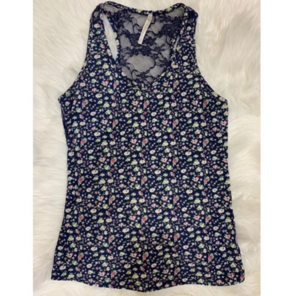 Floral lace tank top